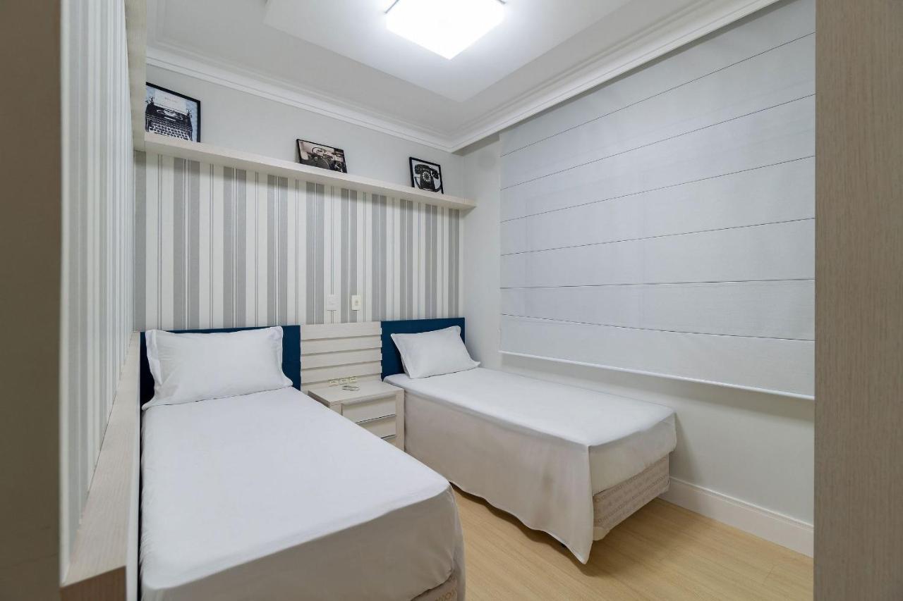 Varandas Do Atlantico - Apartamento Em Condominio Pe Na Areia Бомбиньяс Экстерьер фото