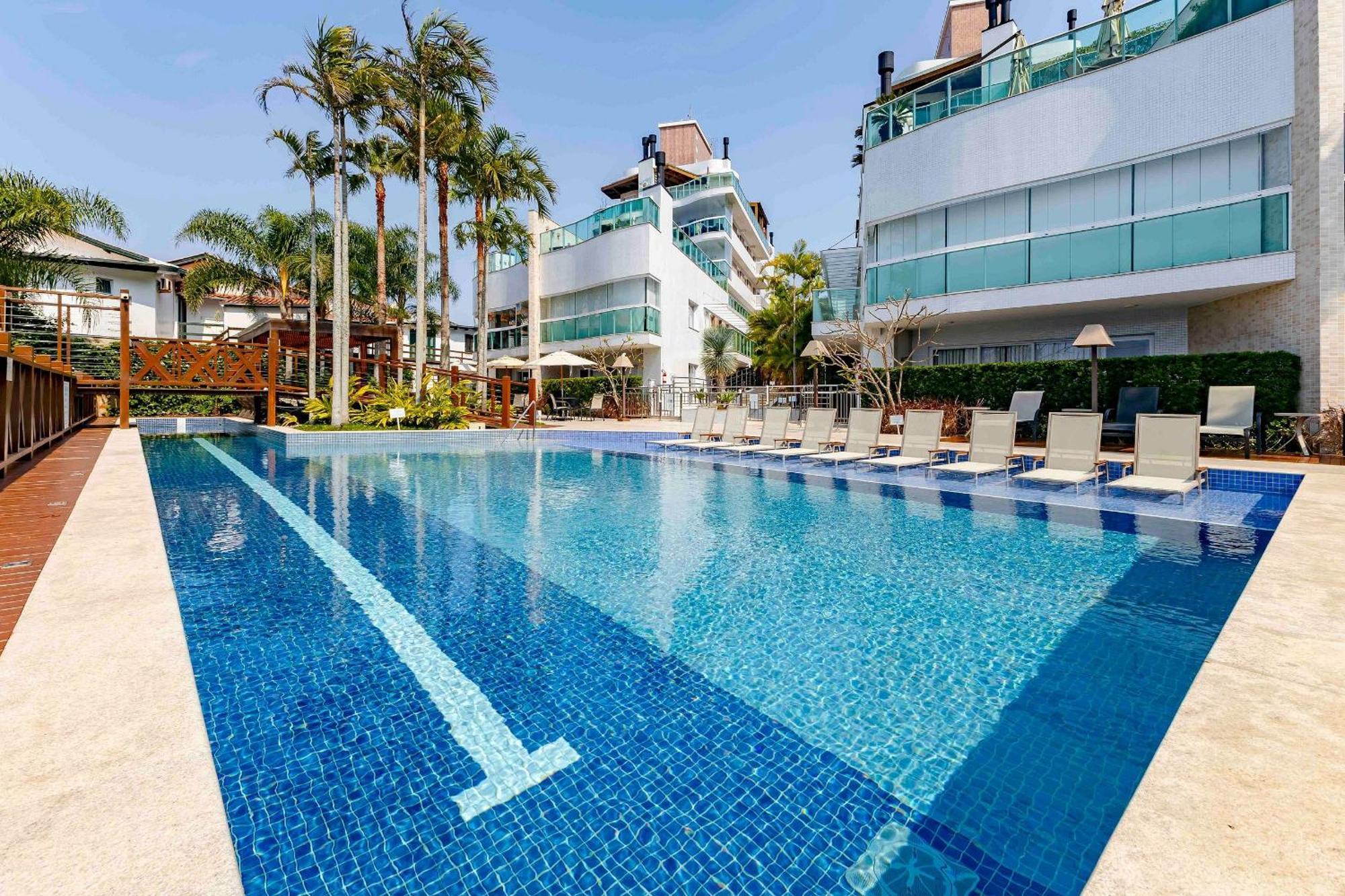 Varandas Do Atlantico - Apartamento Em Condominio Pe Na Areia Бомбиньяс Экстерьер фото